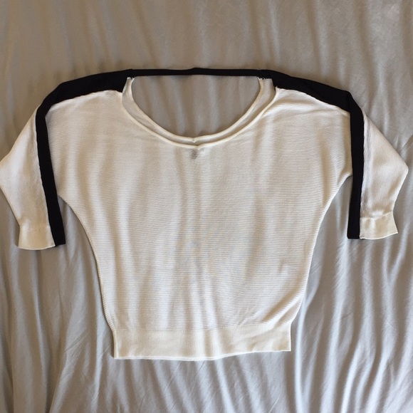 Express Scoop Neck and Back Sweater - Picture 3 of 7